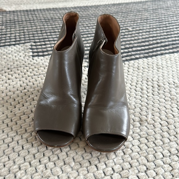 Maison Martin Margiela open toe booties - Picture 2 of 4